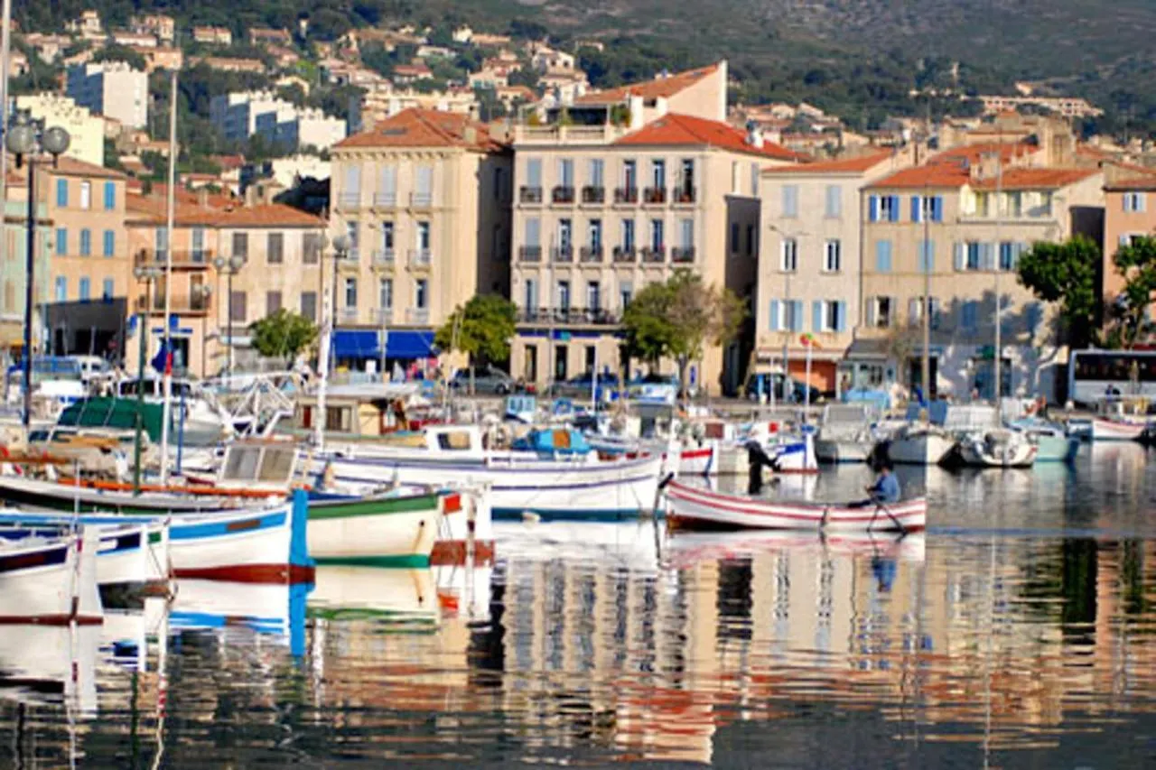 Maison De Charme A La Ciotat + Jardin France