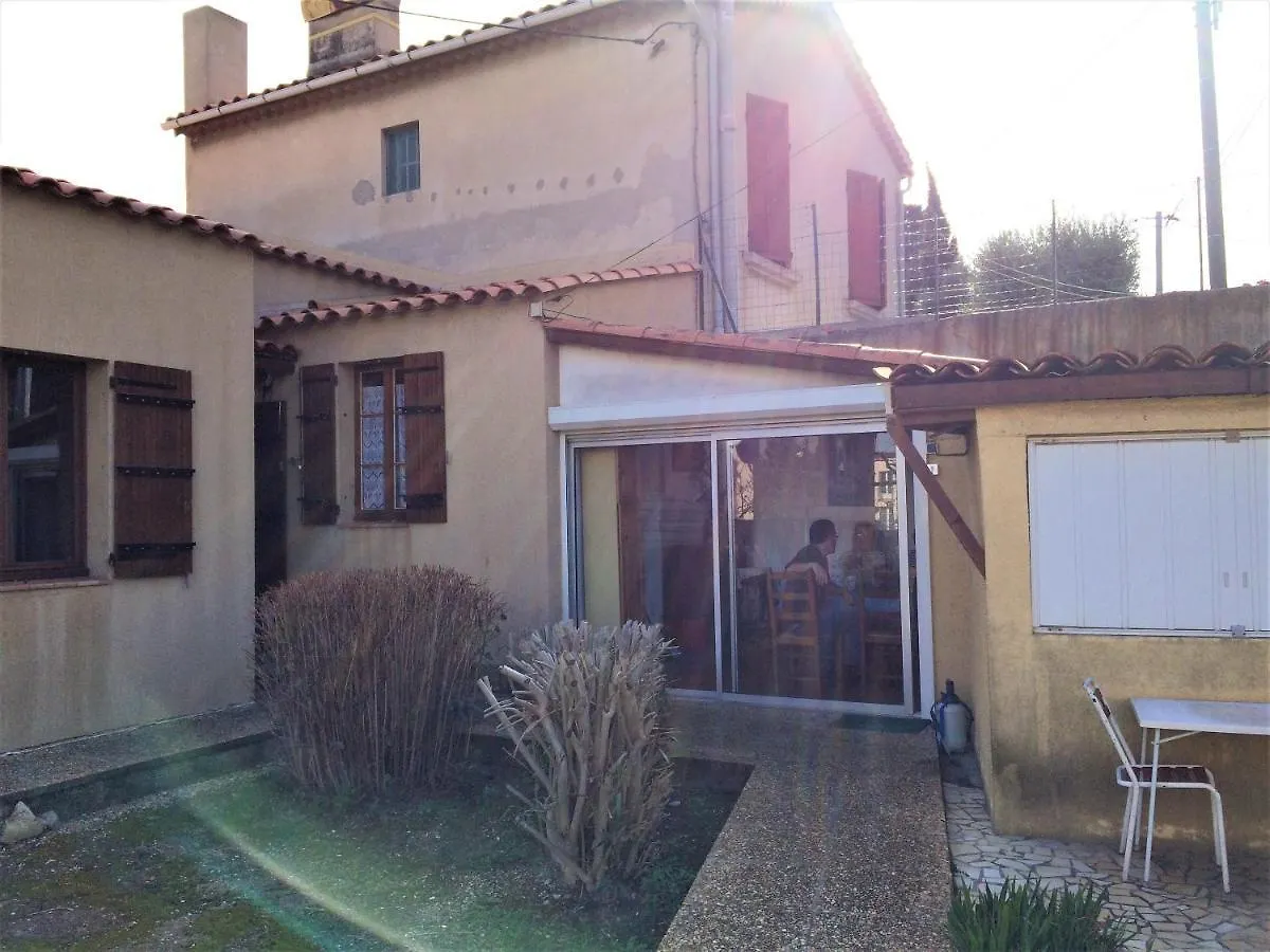 Maison De Charme A La Ciotat + Jardin contacts
